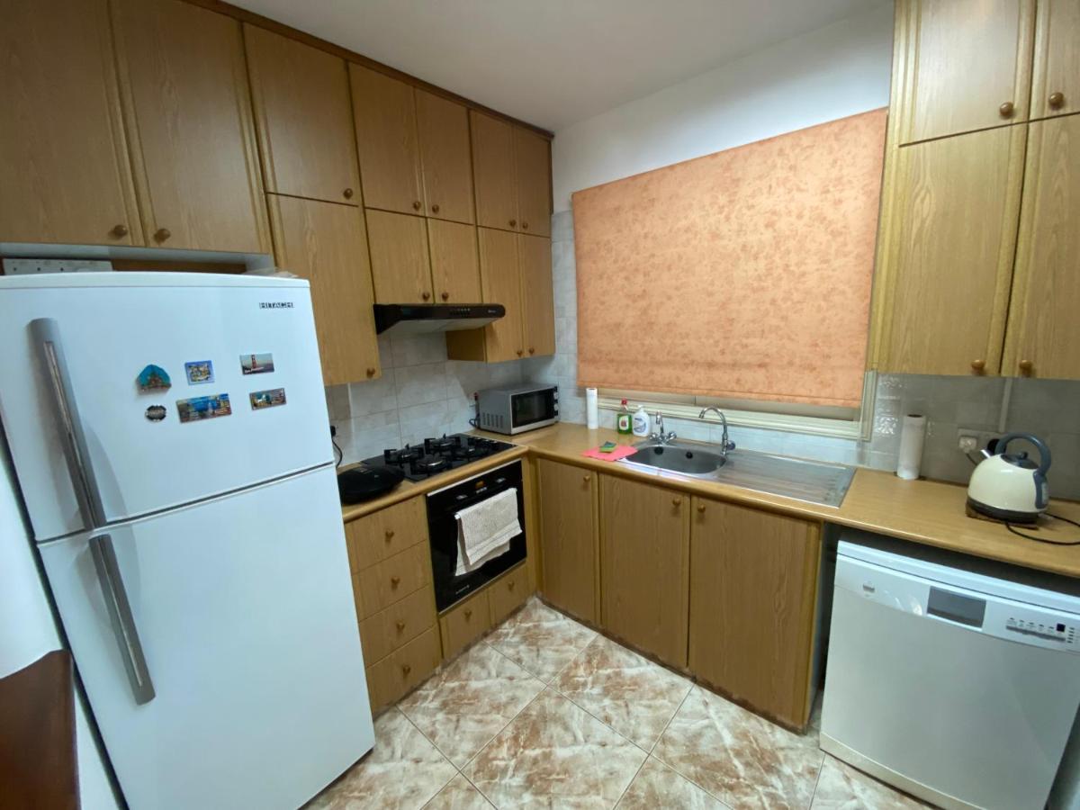 Moutallos Rooms Inn Homes Paphos Eksteriør bilde